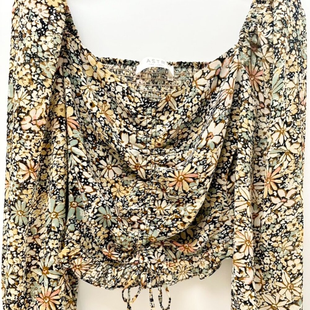 ASTR the Label crop top blouse